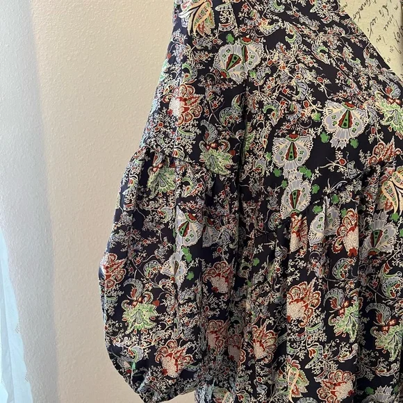 Shein dress, Size small, very pretty and flowy. Never worn. - Picture 5 of 7